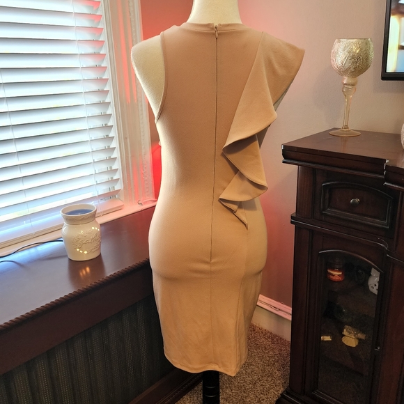 VENUS DRESS - Picture 2 of 4